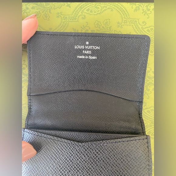 Authentic Louis Vuitton bifold card case - Picture 3 of 5